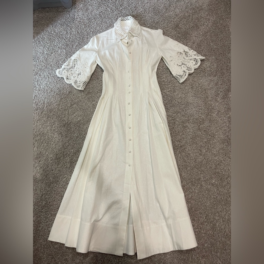 Elegant White Button-Down Dress with Lace Sleeves